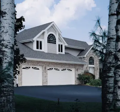 Raynor Garage Doors of Kansas City - Garage Door Installation & Repair in Shawnee, KS