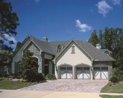 Raynor Garage Doors of Kansas City - Garage Door Installation & Repair in Shawnee, KS