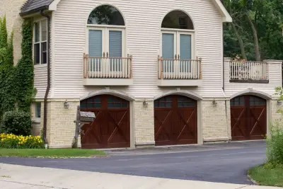 Raynor Door Company - Garage Door Installation & Repair in Northfield, MA