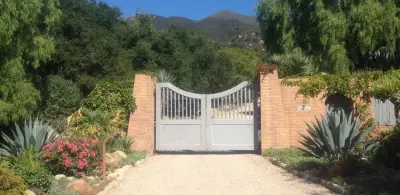 Carriage House Door Company - Garage Door Installation & Repair in Sacramento, CA