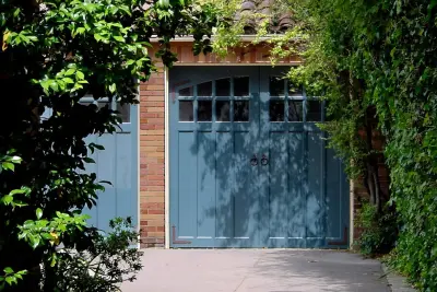 Carriage House Door Company - Garage Door Installation & Repair in Sacramento, CA