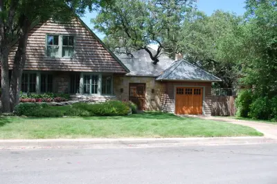 Cowart Door Systems - Garage Door Installation & Repair in Austin, TX