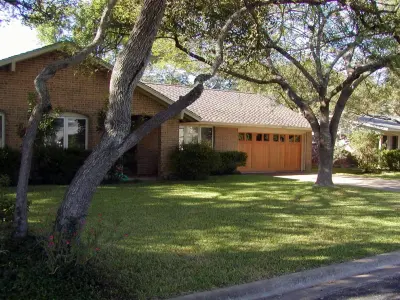 Cowart Door Systems - Garage Door Installation & Repair in Austin, TX
