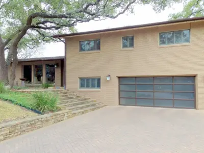 Cowart Door Systems - Garage Door Installation & Repair in Austin, TX