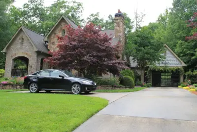 Aaron Overhead Doors - Garage Door Installation & Repair in Buford, GA