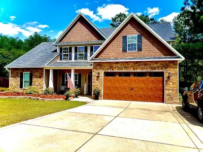 Advance Garage Doors - Garage Door Installation & Repair in Hope Mills, NC