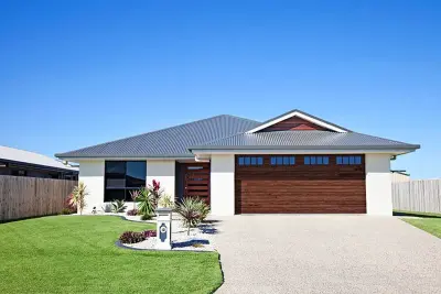 Carey's Seamless Gutters & Overhead Doors - Garage Door Installation & Repair in Belmont, WI