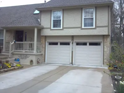 Royal Garage Door - Garage Door Installation & Repair in Lenexa, KS