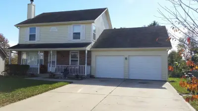Royal Garage Door - Garage Door Installation & Repair in Lenexa, KS