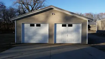 Royal Garage Door - Garage Door Installation & Repair in Lenexa, KS
