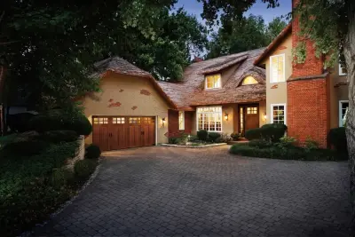 Marvin's Garage Doors - Garage Door Installation & Repair in East Bend, NC