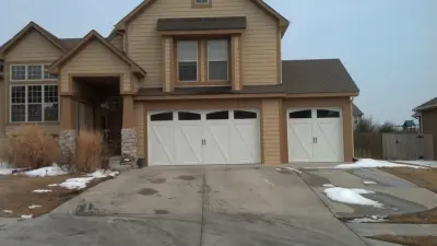 Royal Garage Door - Garage Door Installation & Repair in Lenexa, KS