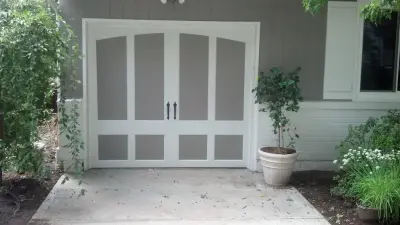 Royal Garage Door - Garage Door Installation & Repair in Lenexa, KS