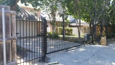 Quality Garage Door Services - Garage Door Installation & Repair in Carrollton, TX
