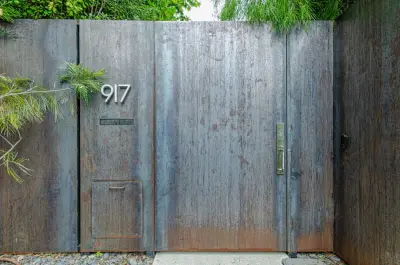Pacific Garage Doors & Gates - Garage Door Installation & Repair in North Hollywood, CA