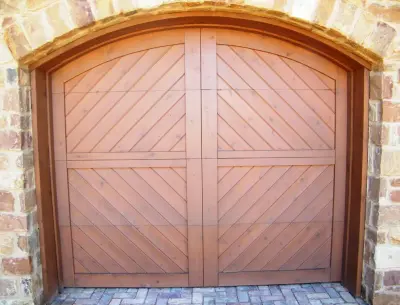 Garage Door Services - Windsor Door - Garage Door Installation & Repair in Arlington, TX
