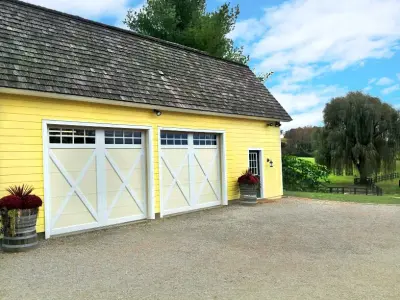 Raynor Garage Doors - Garage Door Installation & Repair in Dixon, IL