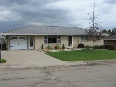 Dubuqueland Overhead Door Co - Garage Door Installation & Repair in Dubuque, IA