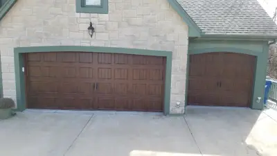 Royal Garage Door - Garage Door Installation & Repair in Lenexa, KS