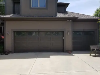 Royal Garage Door - Garage Door Installation & Repair in Lenexa, KS