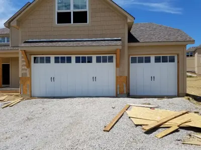 Royal Garage Door - Garage Door Installation & Repair in Lenexa, KS