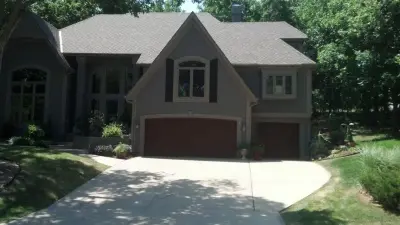 Royal Garage Door - Garage Door Installation & Repair in Lenexa, KS