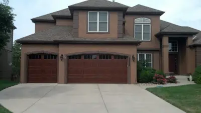 Royal Garage Door - Garage Door Installation & Repair in Lenexa, KS