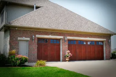 Barron Equipment Company Inc. & Overhead Doors - Garage Door Installation & Repair in Davenport, IA