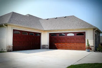 Barron Equipment Company Inc. & Overhead Doors - Garage Door Installation & Repair in Davenport, IA