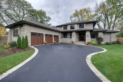 Poldoor Corp. Overhead Garage Doors - Garage Door Installation & Repair in Harwood Heights, IL