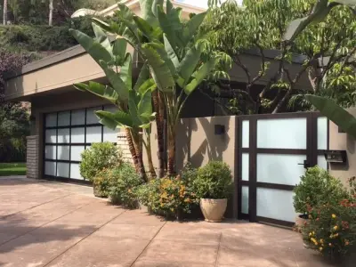 Pacific Garage Doors & Gates - Garage Door Installation & Repair in North Hollywood, CA