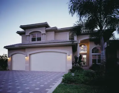 Raynor Garage Doors - Garage Door Installation & Repair in Dixon, IL