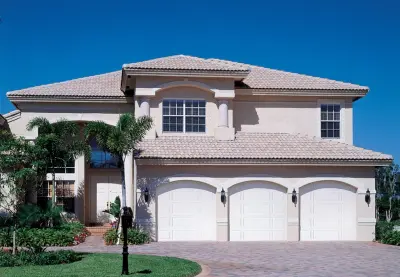 Raynor Garage Doors - Garage Door Installation & Repair in Dixon, IL