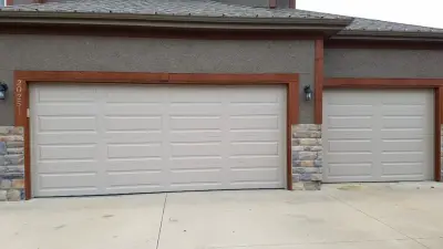Royal Garage Door - Garage Door Installation & Repair in Lenexa, KS