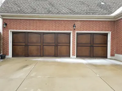 Royal Garage Door - Garage Door Installation & Repair in Lenexa, KS