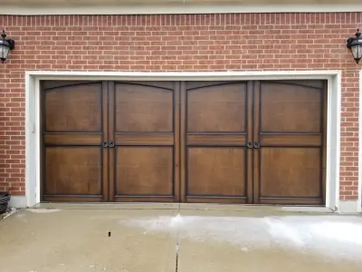Royal Garage Door - Garage Door Installation & Repair in Lenexa, KS