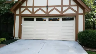 Royal Garage Door - Garage Door Installation & Repair in Lenexa, KS