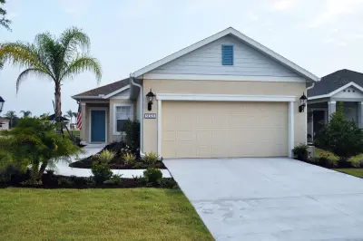 D & D Garage Doors - Garage Door Installation & Repair in Tampa, FL