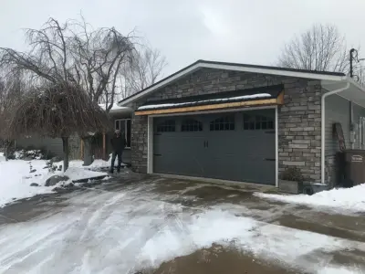 Neighbor Door - Garage Door Installation & Repair in Munroe Falls, OH