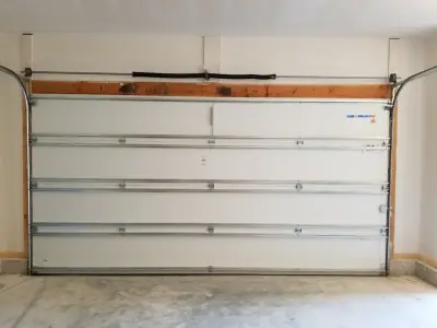 Royal Garage Door - Garage Door Installation & Repair in Lenexa, KS