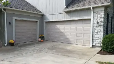 Royal Garage Door - Garage Door Installation & Repair in Lenexa, KS
