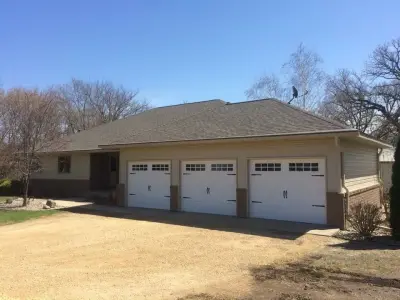 Four Seasons Overhead Door Llc - Garage Door Installation & Repair in Cleveland, MN