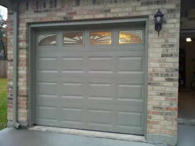 Davis Overhead Doors - Garage Door Installation & Repair in Cleveland, TX
