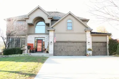 Renner Garage Door - Garage Door Installation & Repair in Kansas City, MO