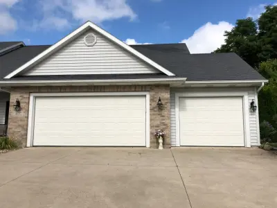 Raynor Door Authority of Fort Wayne - Garage Door Installation & Repair in Fort Wayne, IN