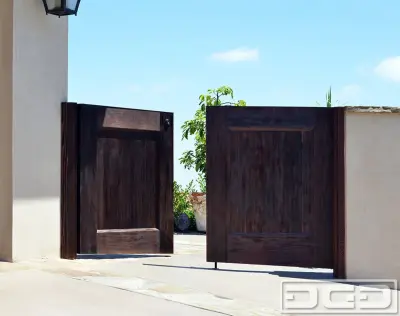 Dynamic Garage Door - Garage Door Installation & Repair in Santa Ana, CA