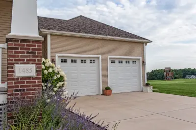 Sholes Overhead Door Inc - Garage Door Installation & Repair in Blue Lake, CA