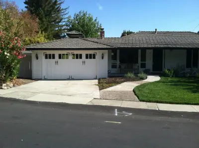 Alhambra Garage Doors - Garage Door Installation & Repair in Yuba City, CA