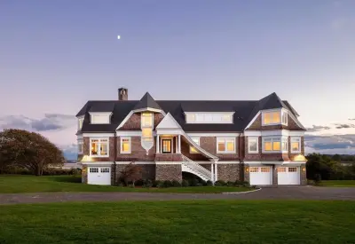 Clingerman Doors - Custom Wood Garage Doors - Garage Door Installation & Repair in Clearville, PA