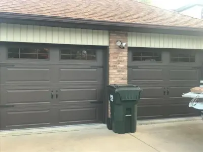 Scott's Door Service - Garage Door Installation & Repair in East Carondelet, IL